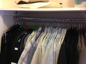 Tip to Organising the Wardrobe ... Declutter Challenge